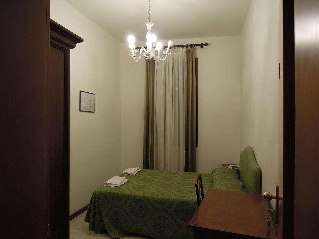 Iris Hotel Venecia